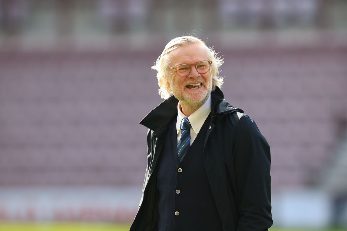 Dundee boss Steven Pressley