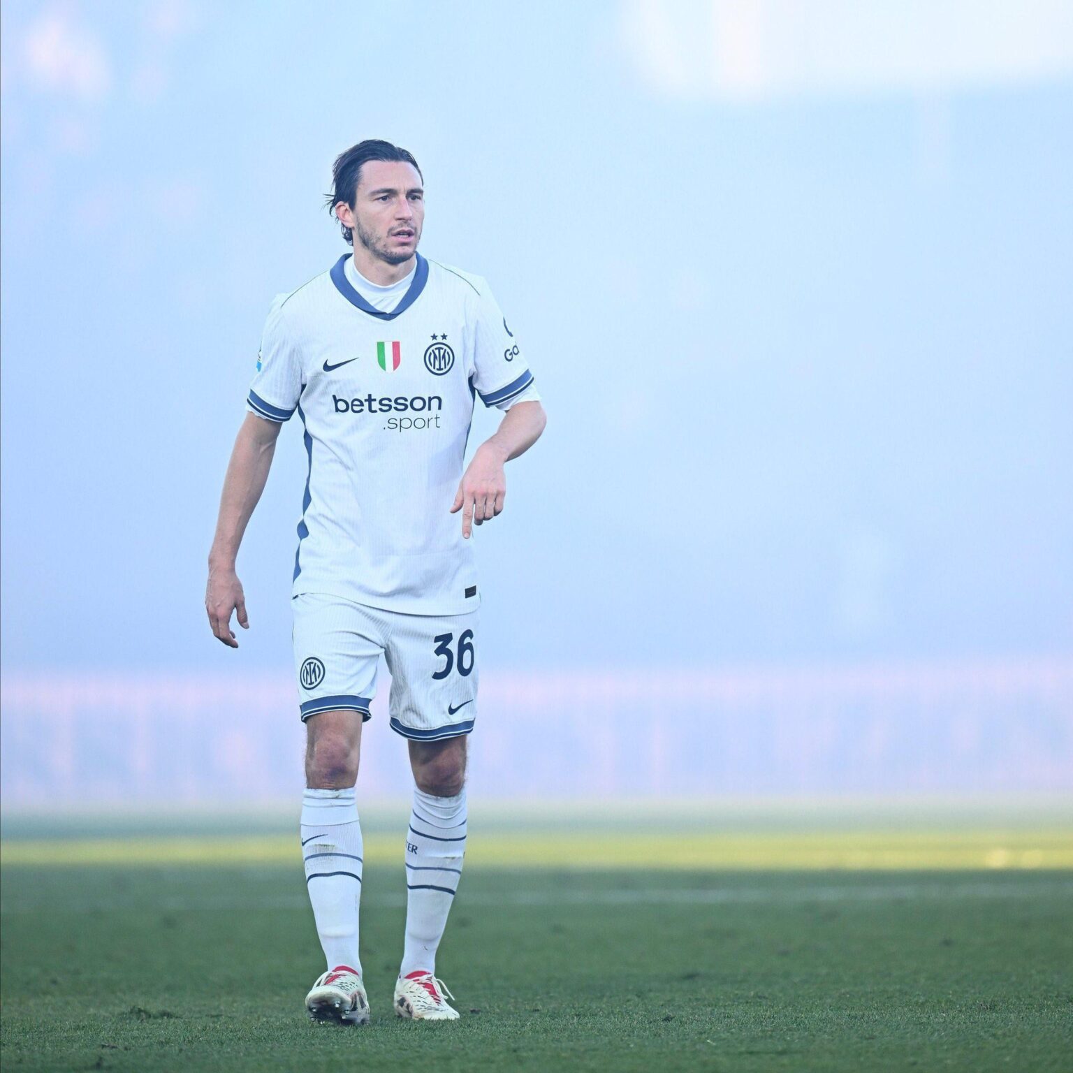 With Bisseck out against Roma, I’d rather see Darmian at right center-back than Acerbi in the middle. Even if his level has dropped, Darmian is still a fighter who gives everything. Acerbi gave it all last season and has little left. One last dance for the warrior Darmian.