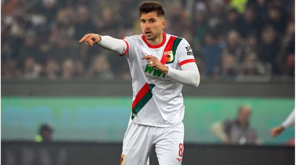 Auslaufender Augsburg-Vertrag: Gladbach und Werder an Rexhbecaj dran – Kosovare mit meisten Bundesliga-Einsätzen