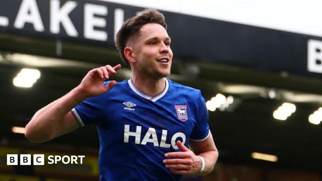 Norwich City 0-2 Ipswich Town: Tractor Boys go second in Championship
