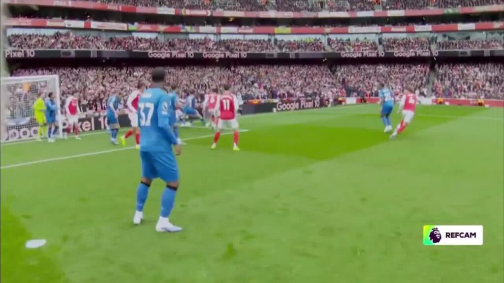 The referee’s view of the handball & Arsenal’s subsequent penalty vs Bournemouth.
