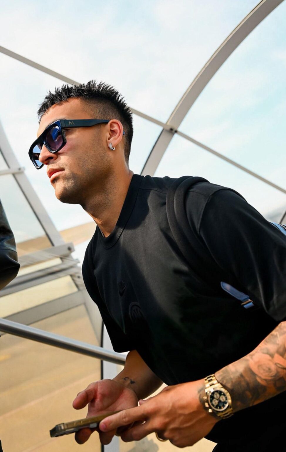 The only player I still have hope in for the rest of the season. A collapse from the Italians feels likely: Barella, Bastoni, Dimarco and Pio, along with Thuram’s level dropping to the floor. Only Lautaro can bring this team back on track. Full trust in the captain to deliver glory.