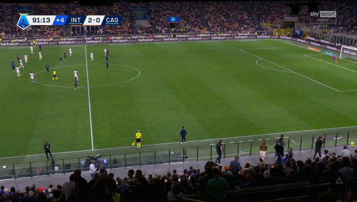 Inter 3-0 Cagliari - Piotr Zielinski 90+2'