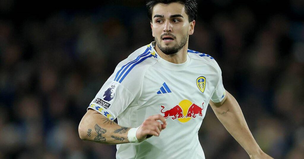 Pascal Struijk wanted by Aston Villa, Tottenham and Newcastle as Leeds fight to keep defender