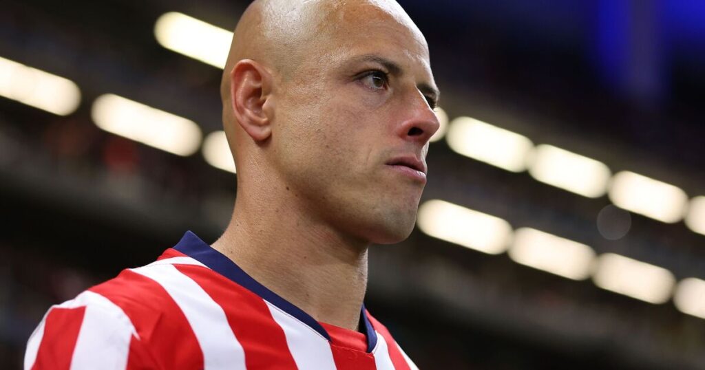 Ex-Man Utd star Chicharito lands new job despite backlash for controversial comments