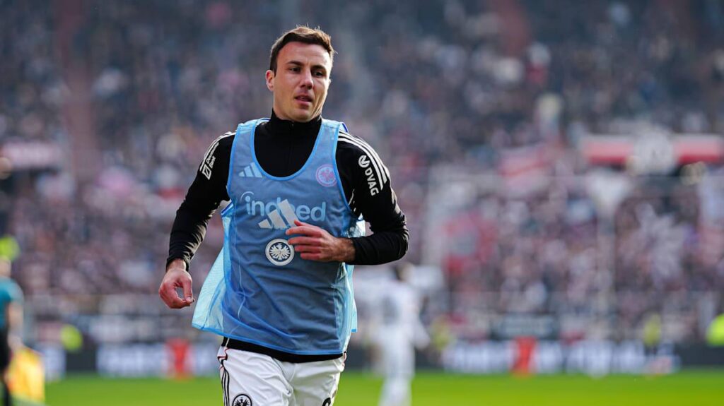 Trotz jüngster Ausbootung: Frankfurt verlängert mit Götze