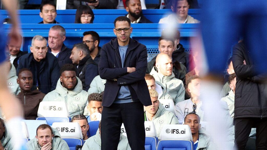 Rosenior: Fernández suspension 'possibly' contributed to City defeat