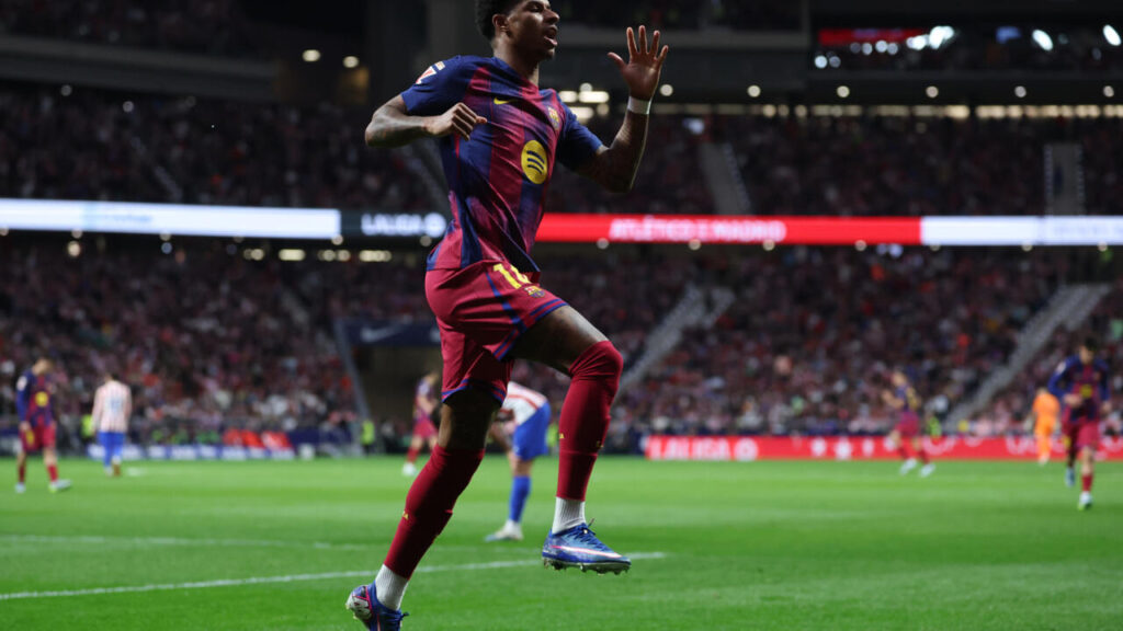 Carrick won't rule out Rashford return to Man Utd