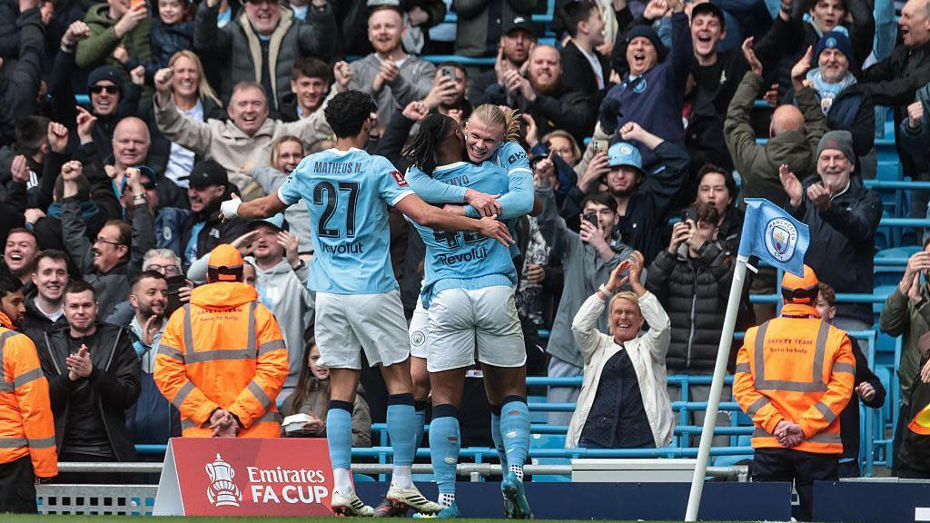 Erling Haaland of Manchester City celebrates his goal to make it 2-0