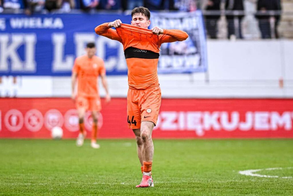 Benfica avança por Marcel Regula (Zaglebie Lubin)