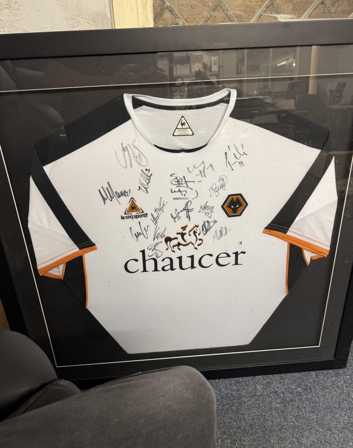 Wolves 06/07 Signed Shirt