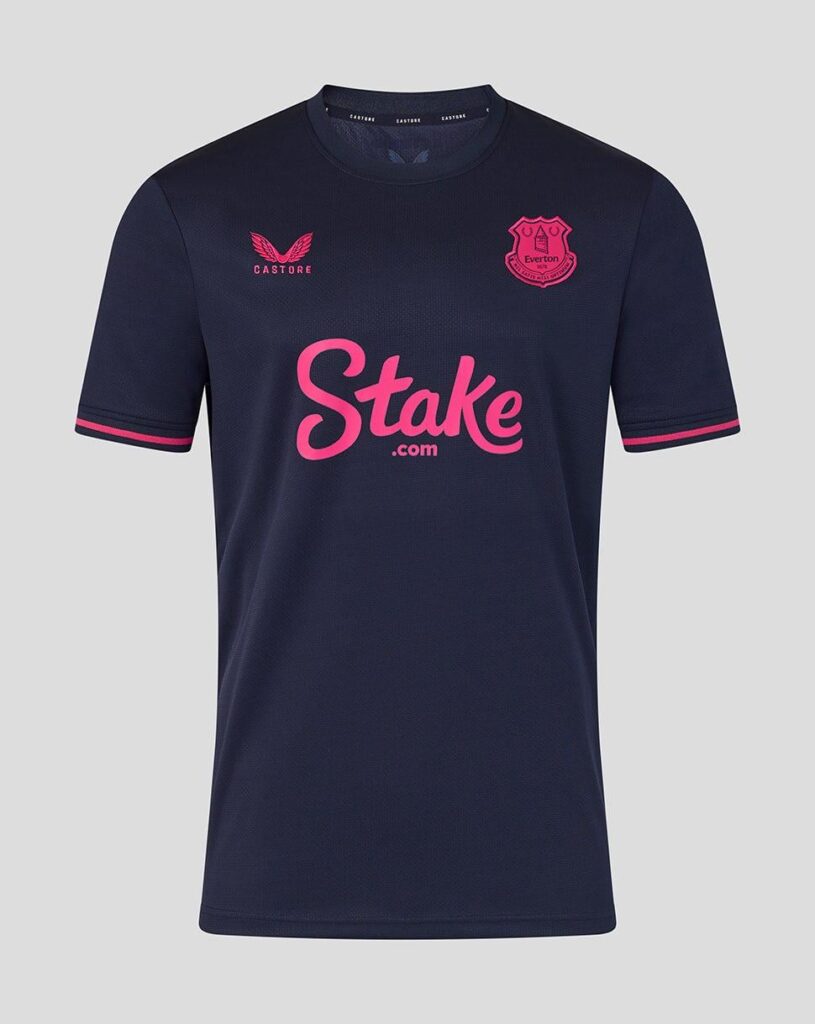 4th Shirt on sale for £35