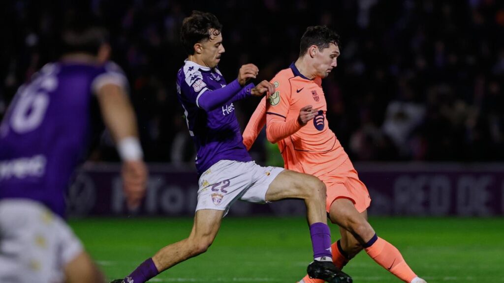 [Roger Torello] Christensen has rejected Barça's first renewal offer.