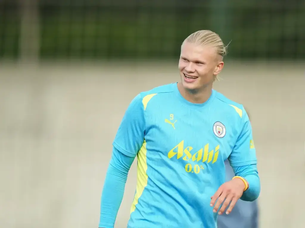 Two Players to Buy, Hold, & Sell