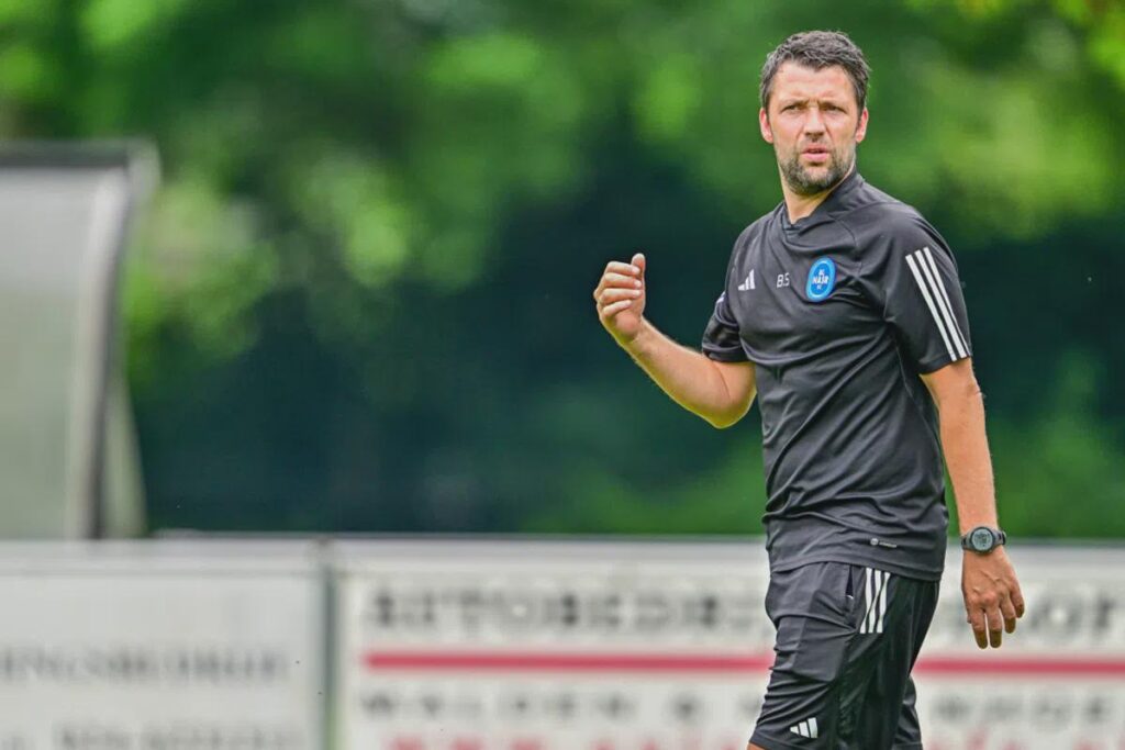 [VI] Bart Schreuder (42) will sign on as head coach of FC Den Bosch. He is the younger brother of Alfred and Dick Schreuder