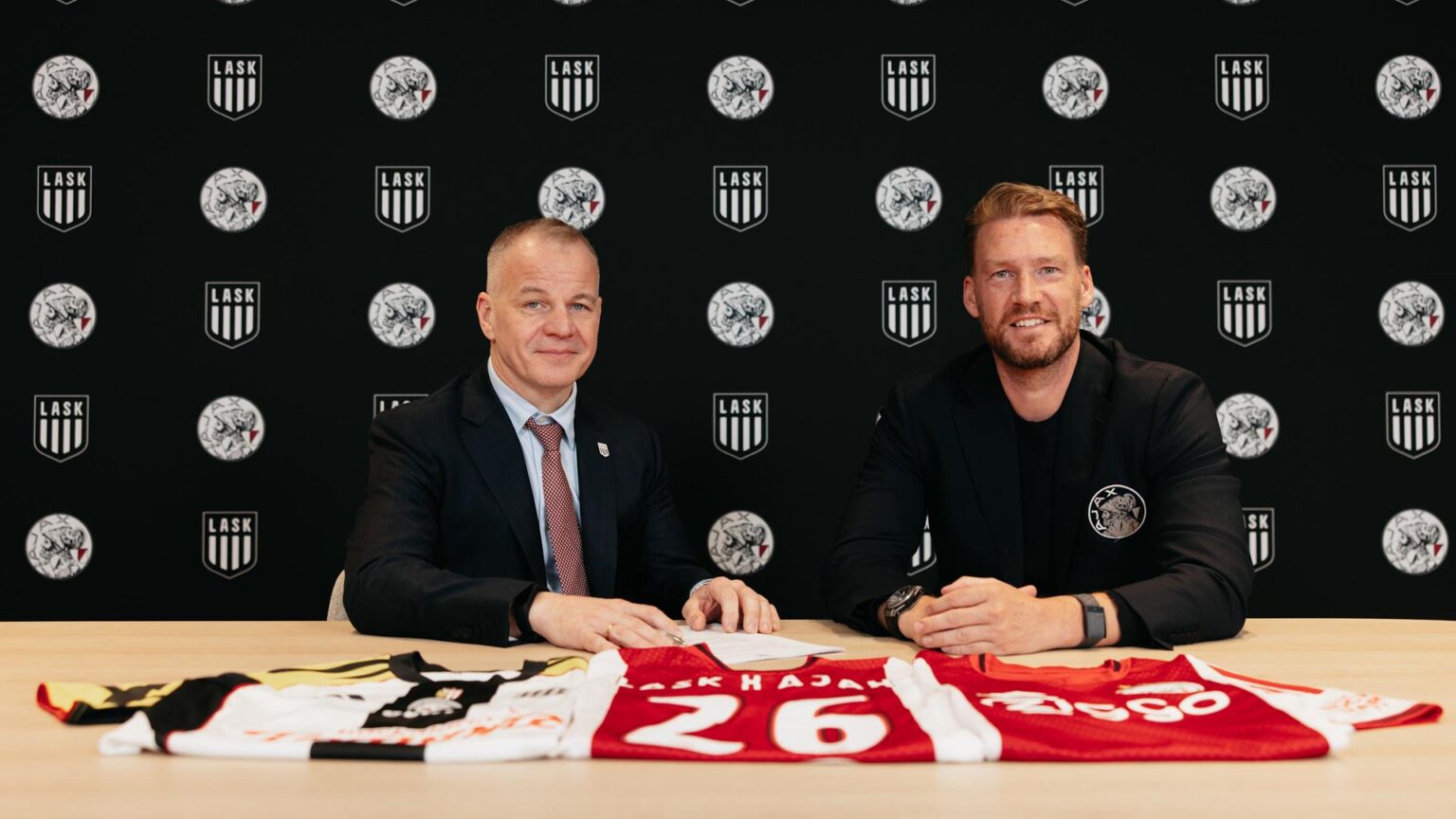 AFC Ajax and LASK are pleased to announce a strategic partnership focused on the exchange of football knowledge, the optimization of player development pathways, and talent identification.