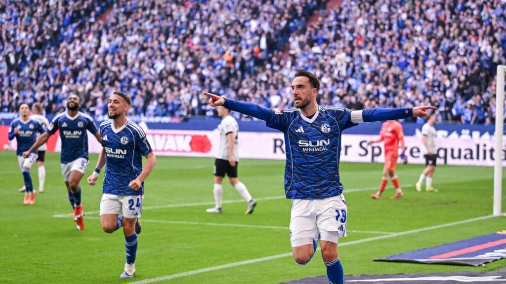 Klarer Sieg gegen Münster: Schalke kommt der Bundesliga immer näher