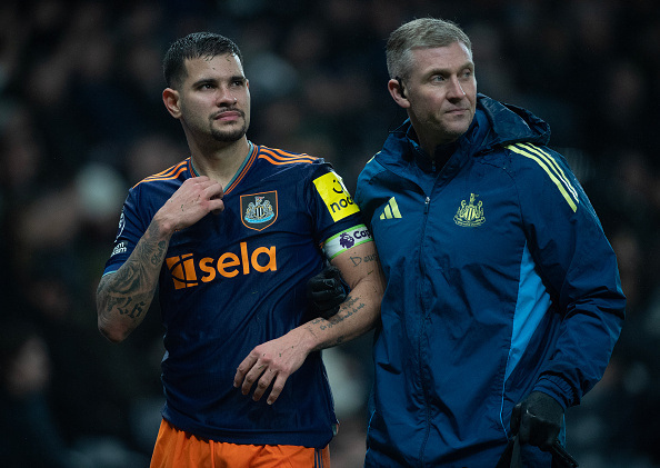 Tottenham Hotspur v Newcastle United - Premier League