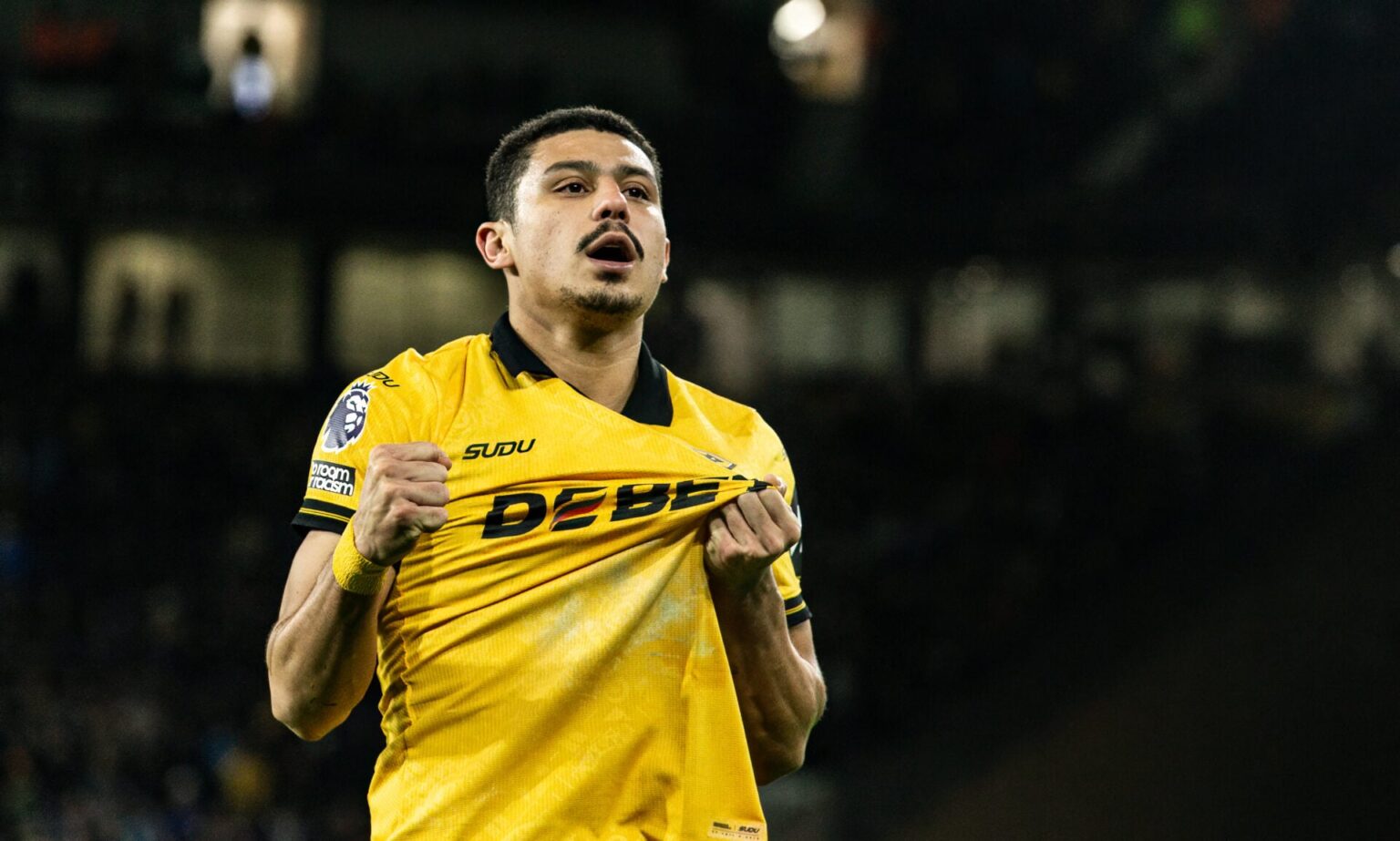 Andre Wolves admission on Twitch played down as Pedro Neto comparison made