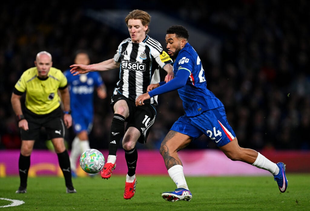 Anthony Gordon of Newcastle United and Reece James of Chelsea