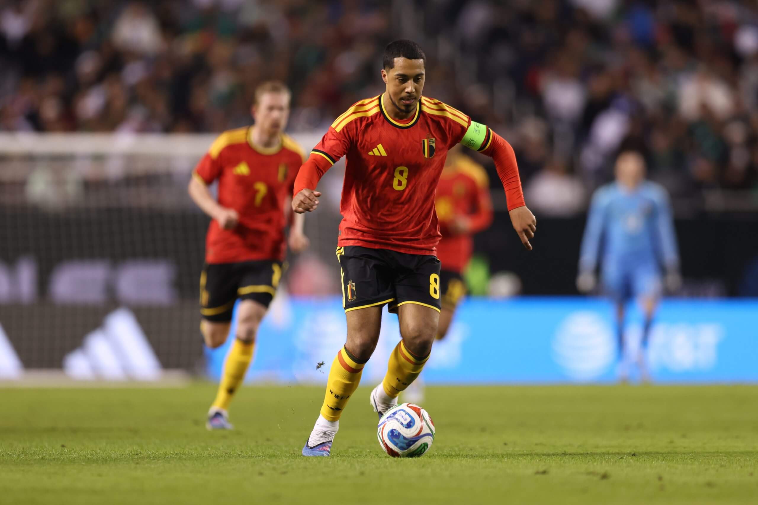 Youri Tielemans on the ball for Belgium against Mexico in Chicago