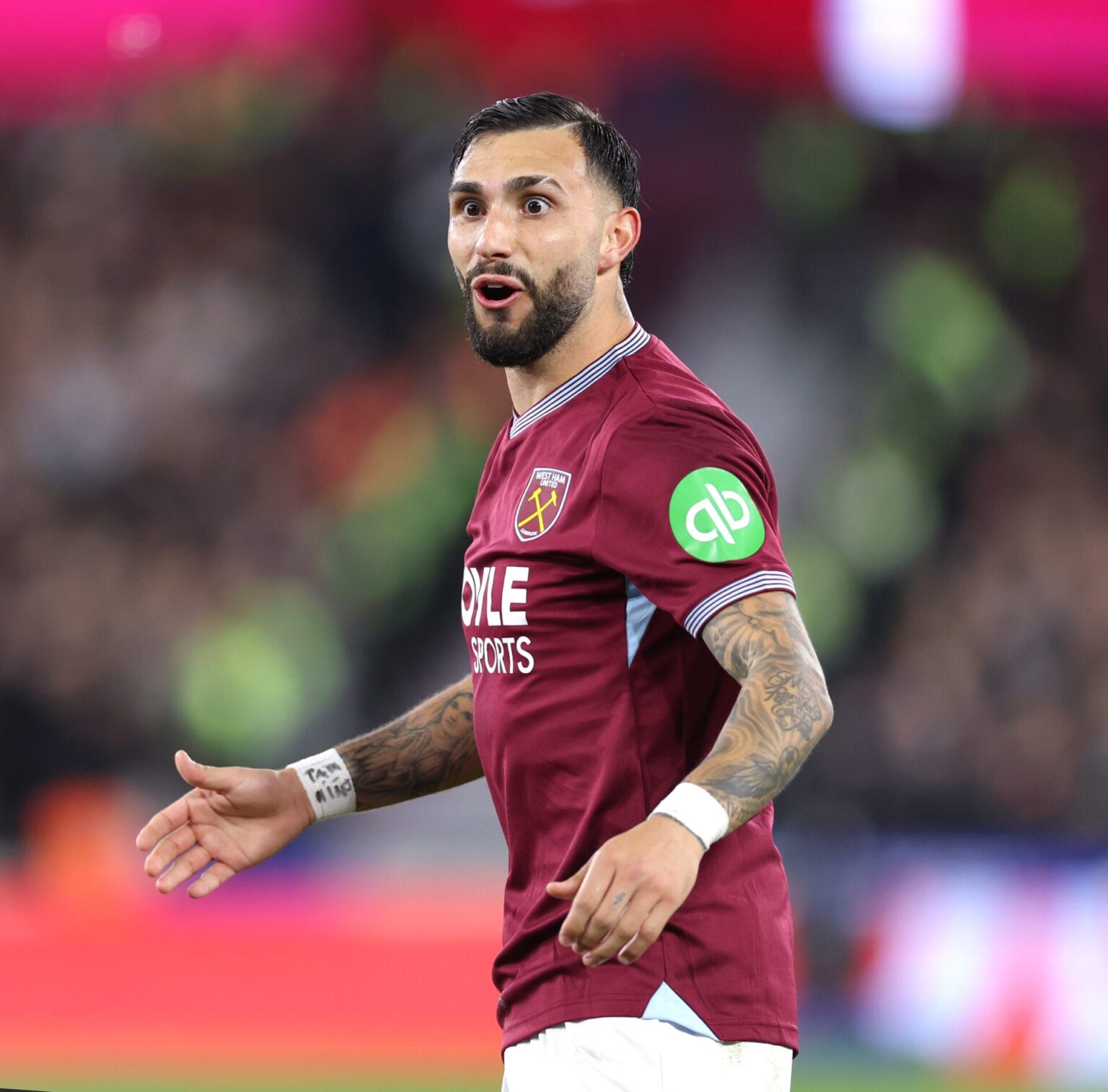 Taty Castellanos joins Sadio Mane in Premier League history books with West Ham feat