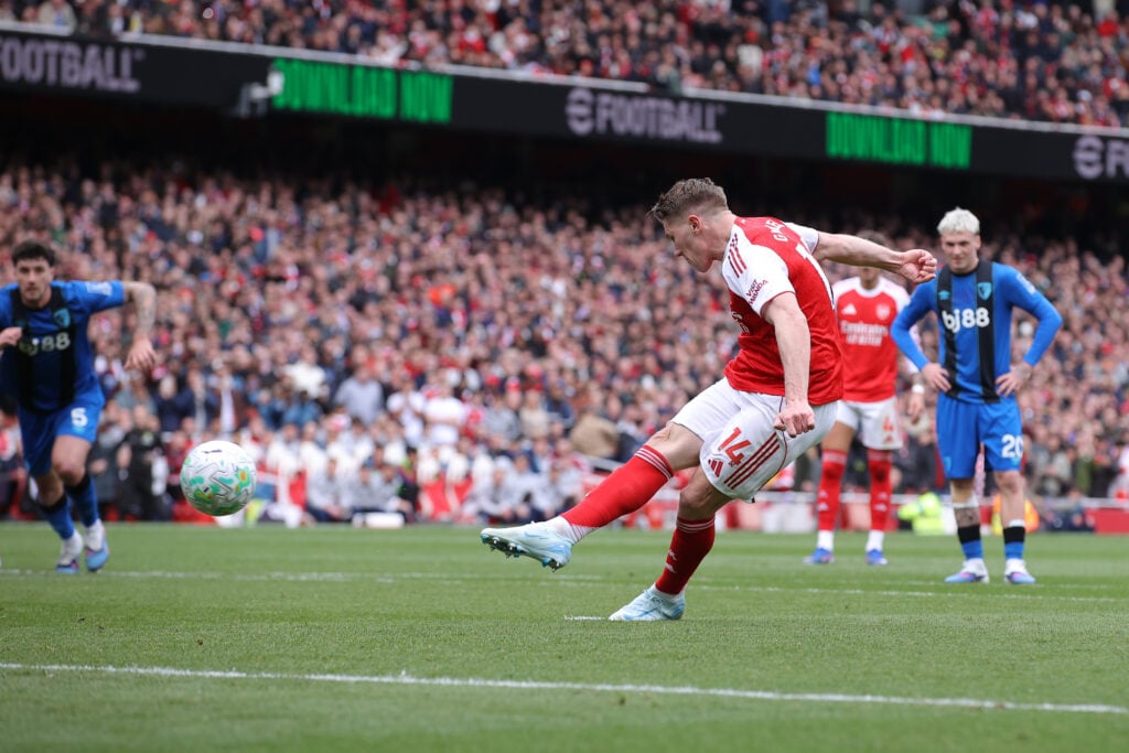 Viktor Gyokeres shoots from the penalty during Arsenal's game against Bournemouth