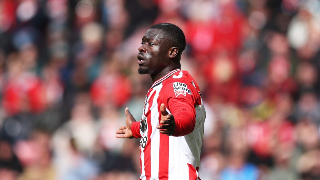 Sunderland sparks anger and bewilderment with post about Brian Brobbey: 'Outrageous'