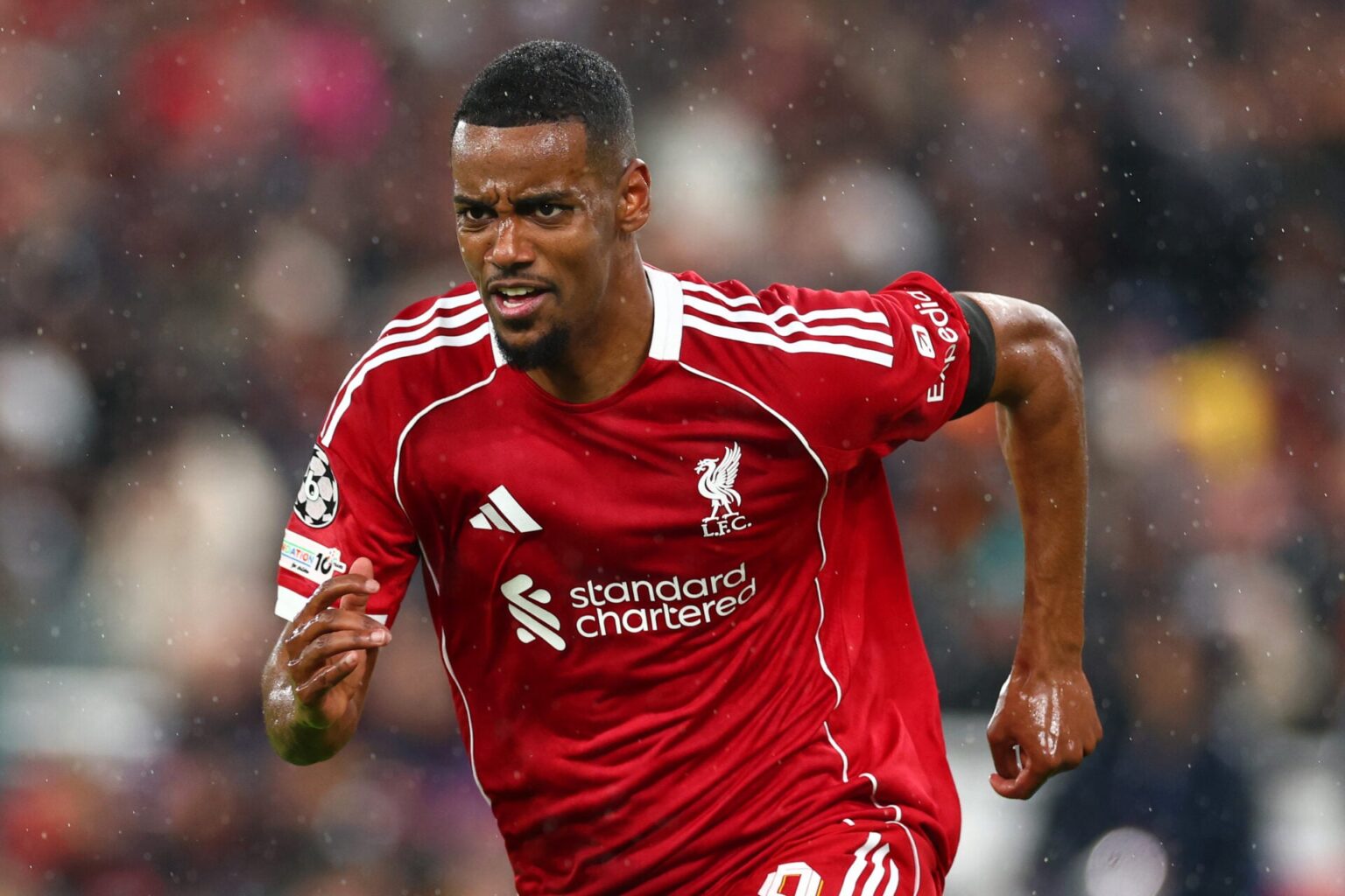 Liverpool given warning over what Everton will do to Alexander Isak if he starts on Sunday