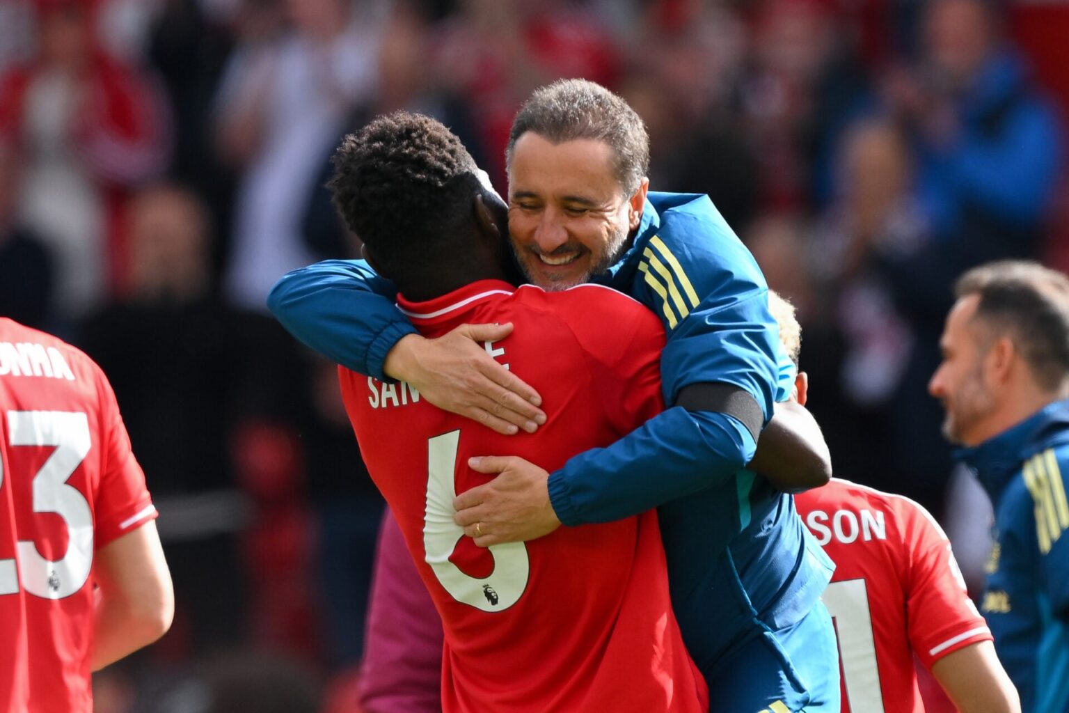 Vitor Pereira enjoys Steve Cooper moment as Morgan Gibbs-White fires Nottingham Forest to win
