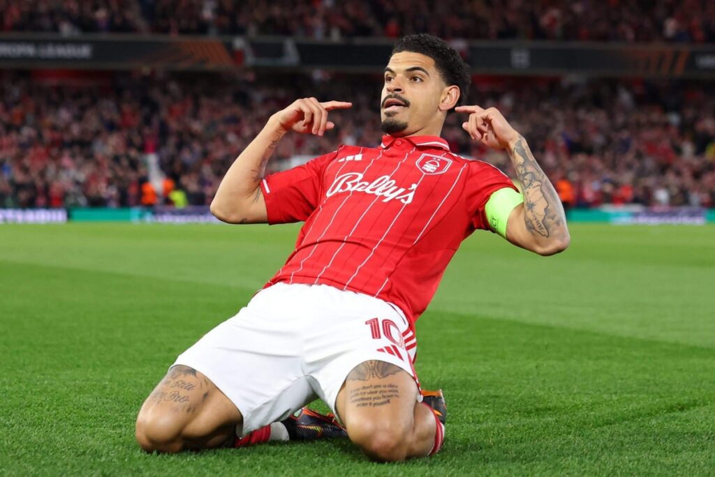 Nottingham Forest 1 Porto 0 (2-1 agg): Forest into Europa League semis; Aston Villa up next