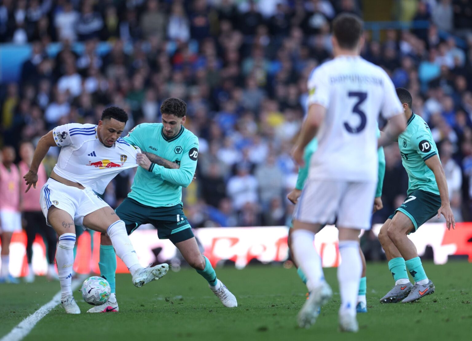 Leeds United target Wolves defender Santiago Bueno already in Marcelo Bielsa’s plans