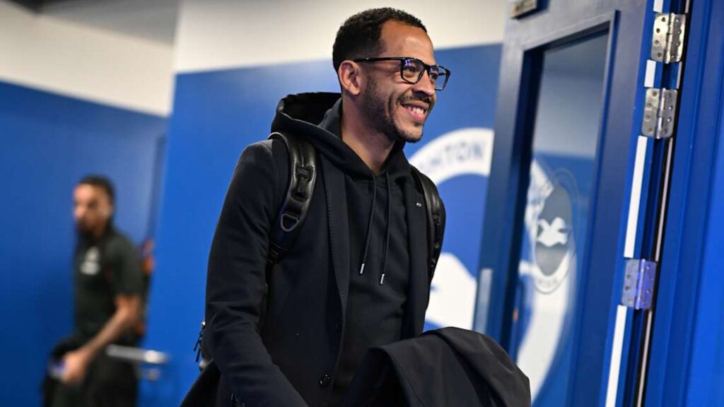 Liam Rosenior provides update on Cole Palmer and Joao Pedro before Brighton | News | Official Site