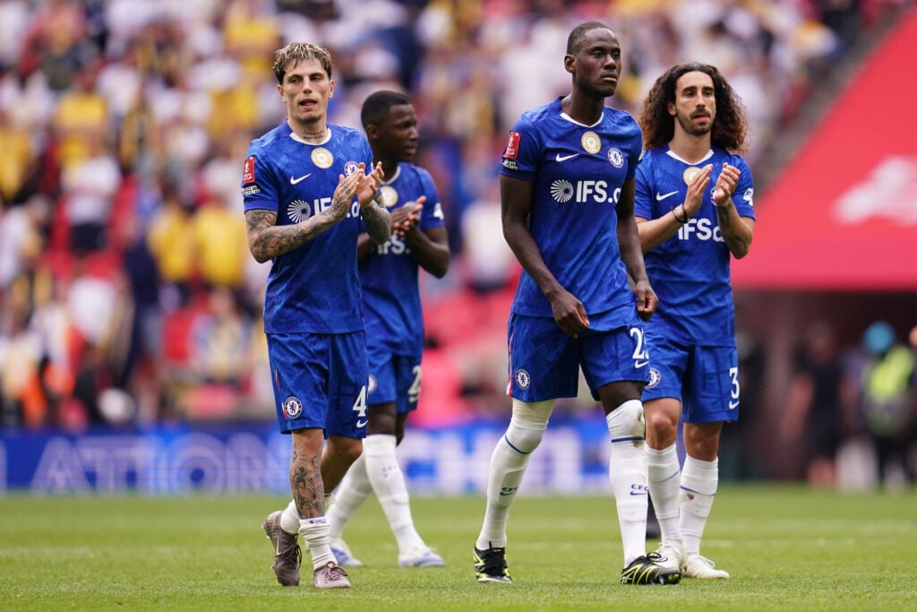 Chelsea players applaud at full time