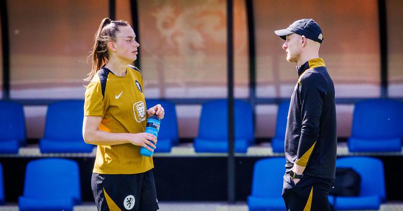 Romée Leuchter: "Weet dat het er bij Oranje Leeuwinnen nog niet altijd uitkomt"