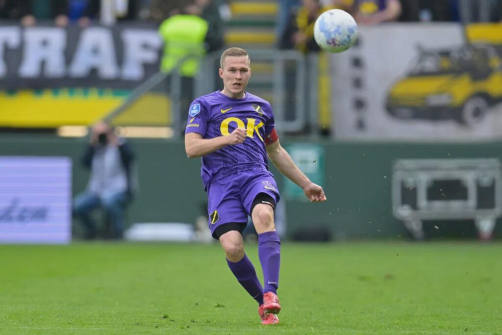 QPR sprak met NAC-captain Boy Kemper