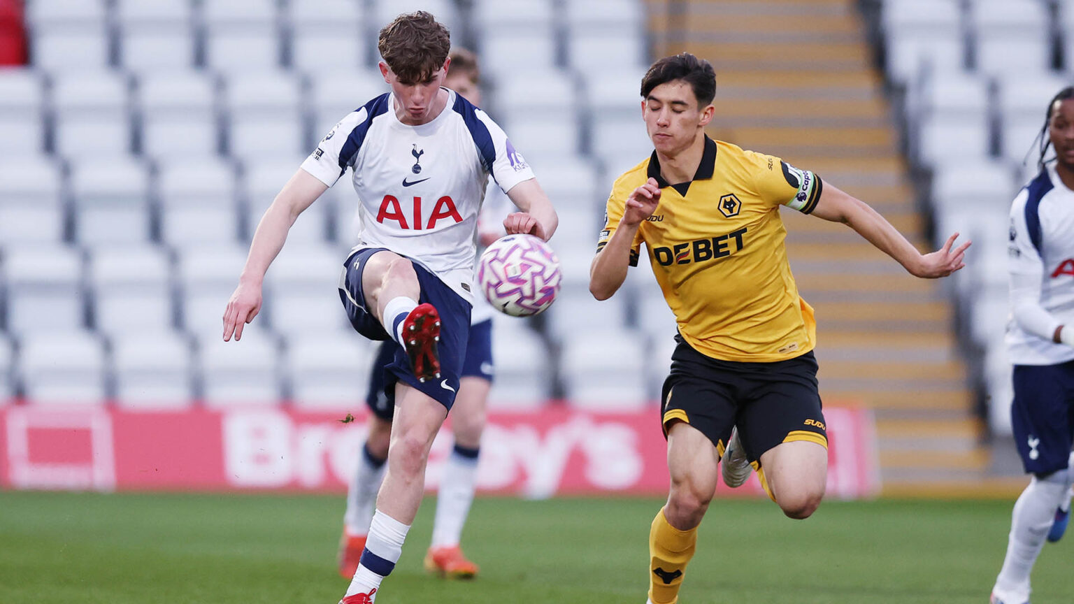 Wilson spot-kick seals win over Wolves Under-21s