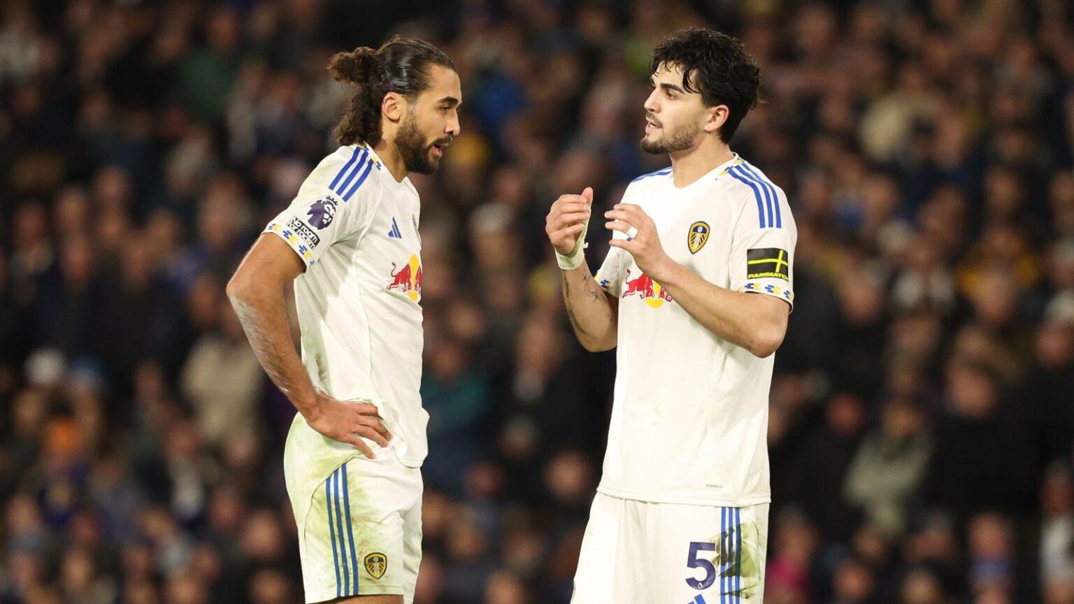 Whites decide to 'sanction sale' as Spurs, Newcastle, Villa 'race to agree' signing