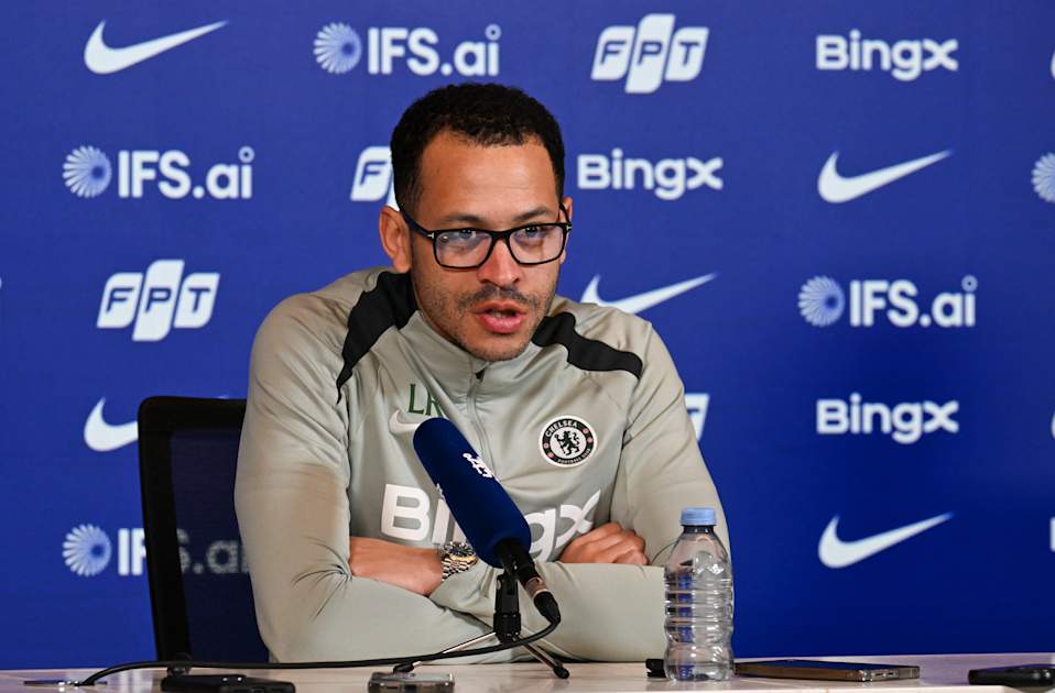 Liam Rosenior delivers the latest Chelsea team news ahead of Man City
