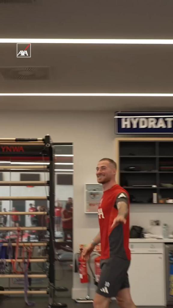 Welcome back, Macca! 👋