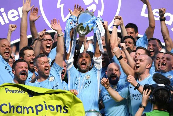 Manchester City winning the 2017/18 Premier League