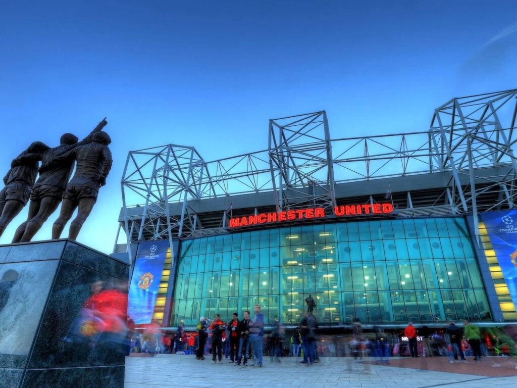 Manchester United enlists Levy for grab and go kiosks and self-service bars at Theatre of Dreams — Retail Technology Innovation Hub