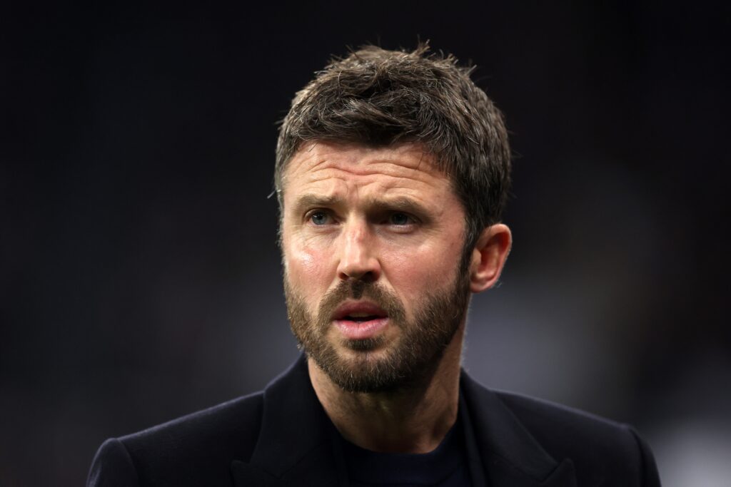 Michael Carrick looks on during Manchester United game.