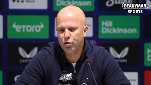 Slot: "Usually third goalkeepers don't play a lot, but in a season like ours I think if you are playing at the moment in the U-8 of Liverpool, you should be ready for making your debut"