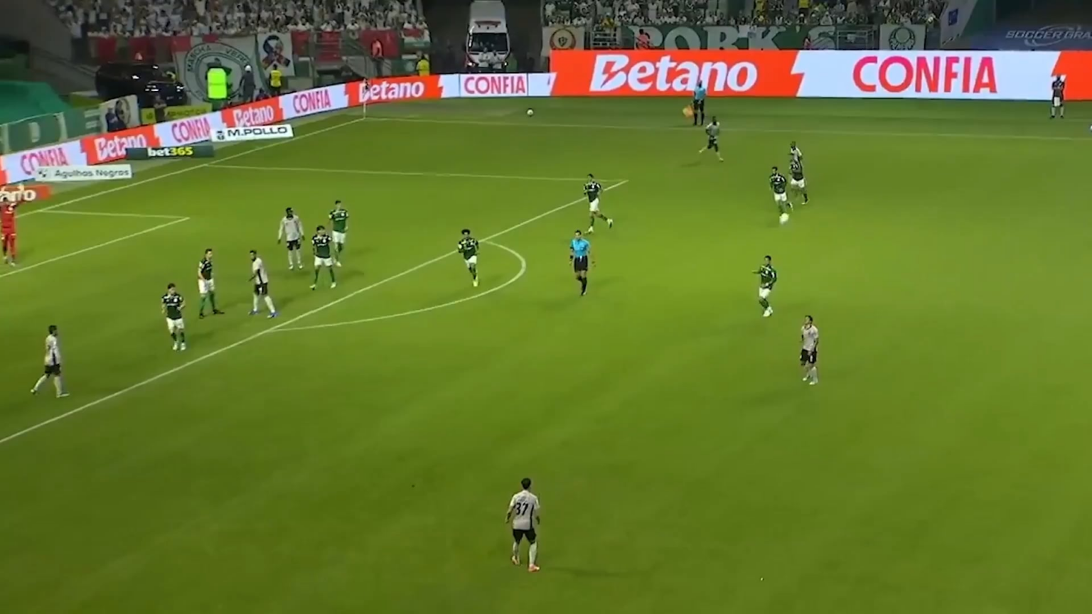 Áudio na íntegra da análise do VAR sobre o pênalti cancelado do CAP ontem no Allianz