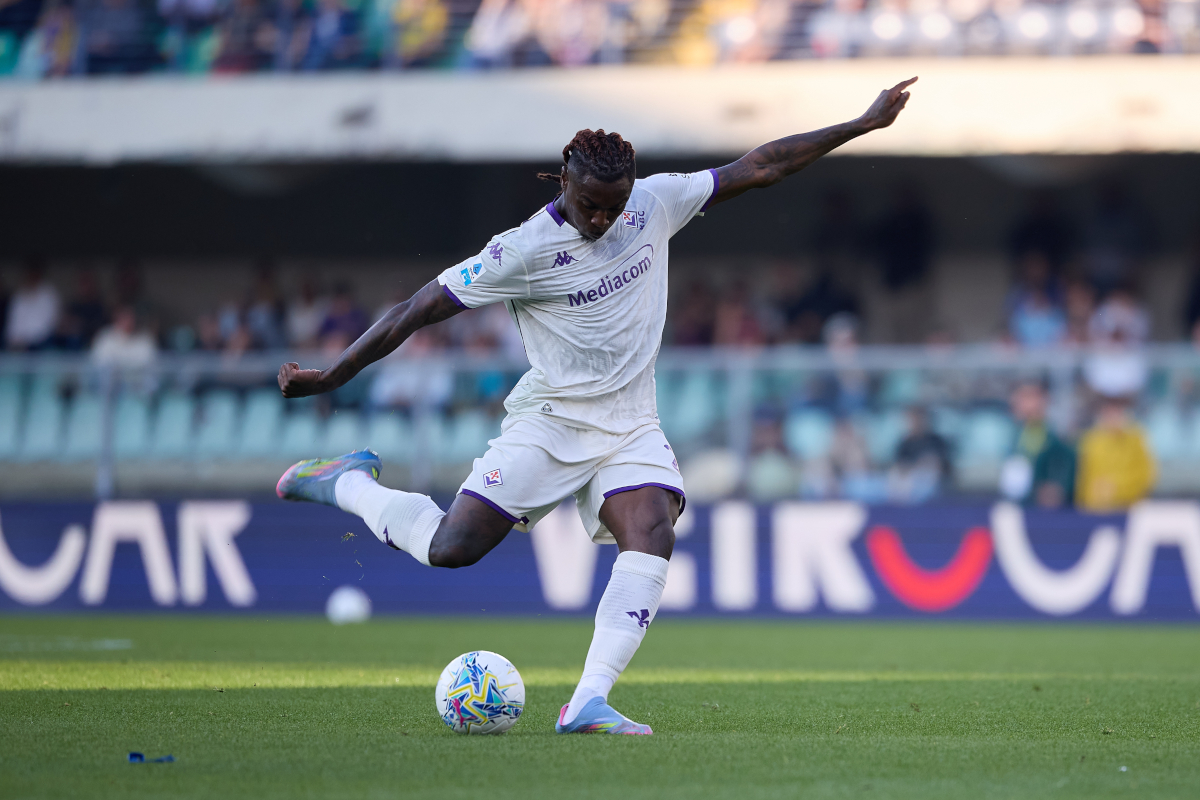 VERONA, ITALY - APRIL 04: Moise Kean of Fiorentina in action during the Serie A match between Hellas Verona FC and ACF Fiorentina at Stadio Marcantonio Bentegodi on April 04, 2026 in Verona, Italy. (Photo by Emmanuele Ciancaglini/Getty Images)