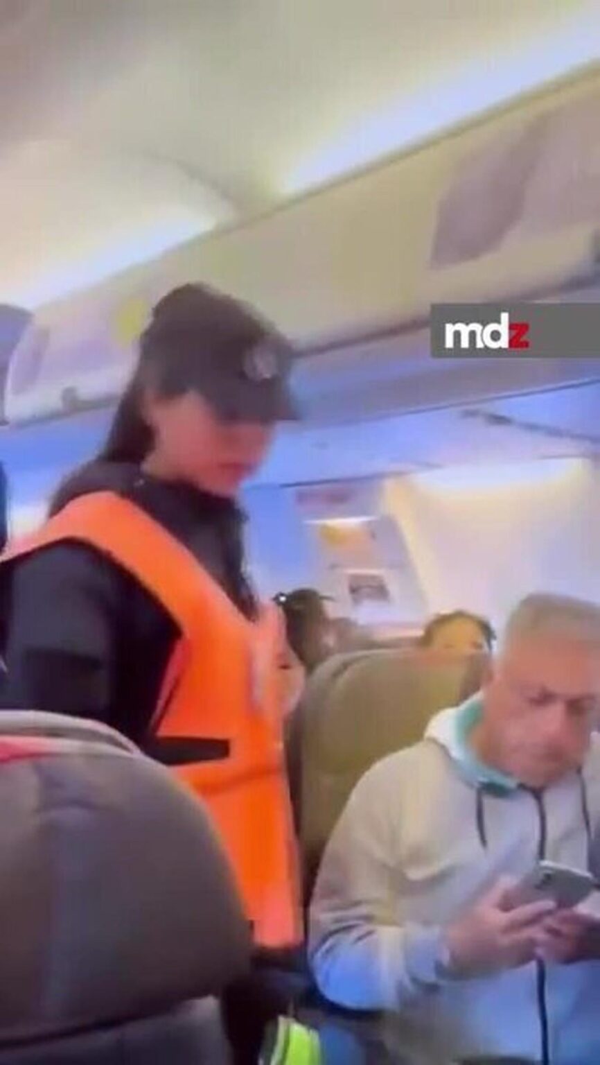 Jogador argentino é preso em avião por gritar "bomba" antes de voo | Ge