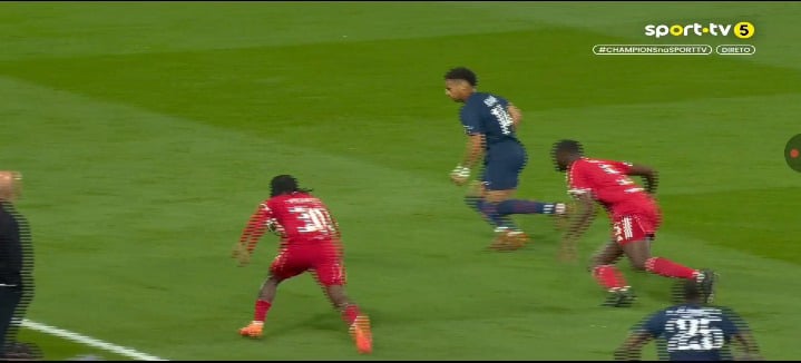 PSG (1) - Liverpool 0 Doue (11)