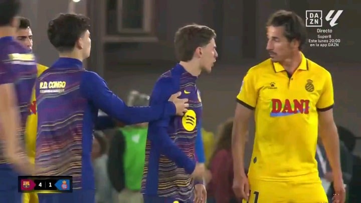 Gavi confronted Pere Milla after the final whistle yesterday.