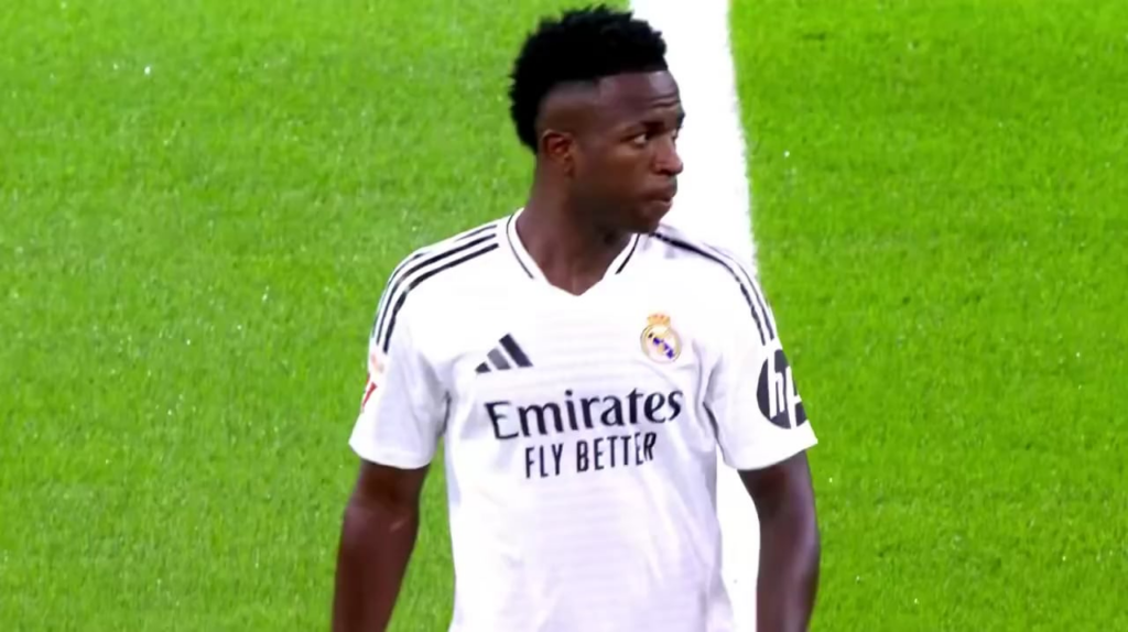 Compilation of Vini's chances created for Mbappe